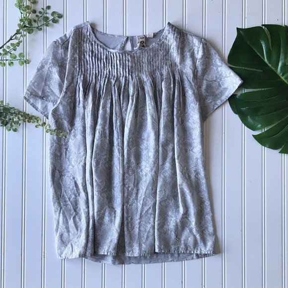 Anthropologie Dolan Pilar pleated top grey mint - Picture 2 of 8